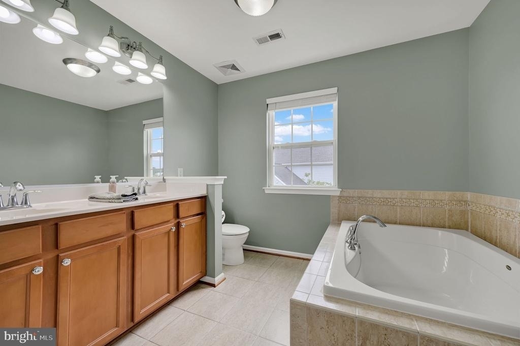 33 Brielle Way - Photo 13