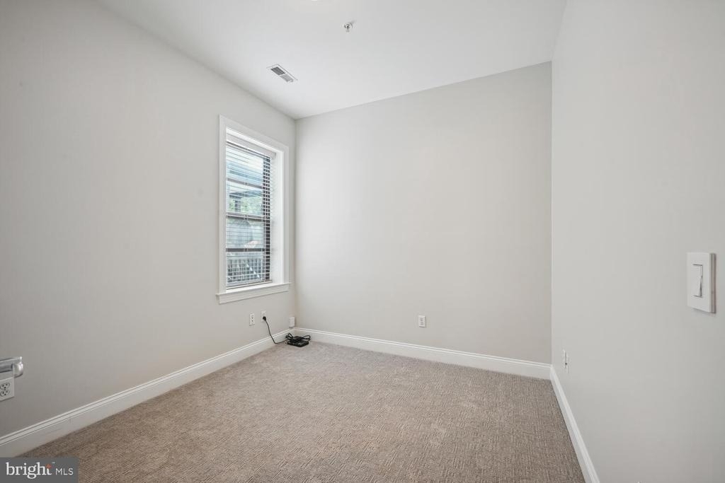 1832 Swann Street Nw - Photo 7
