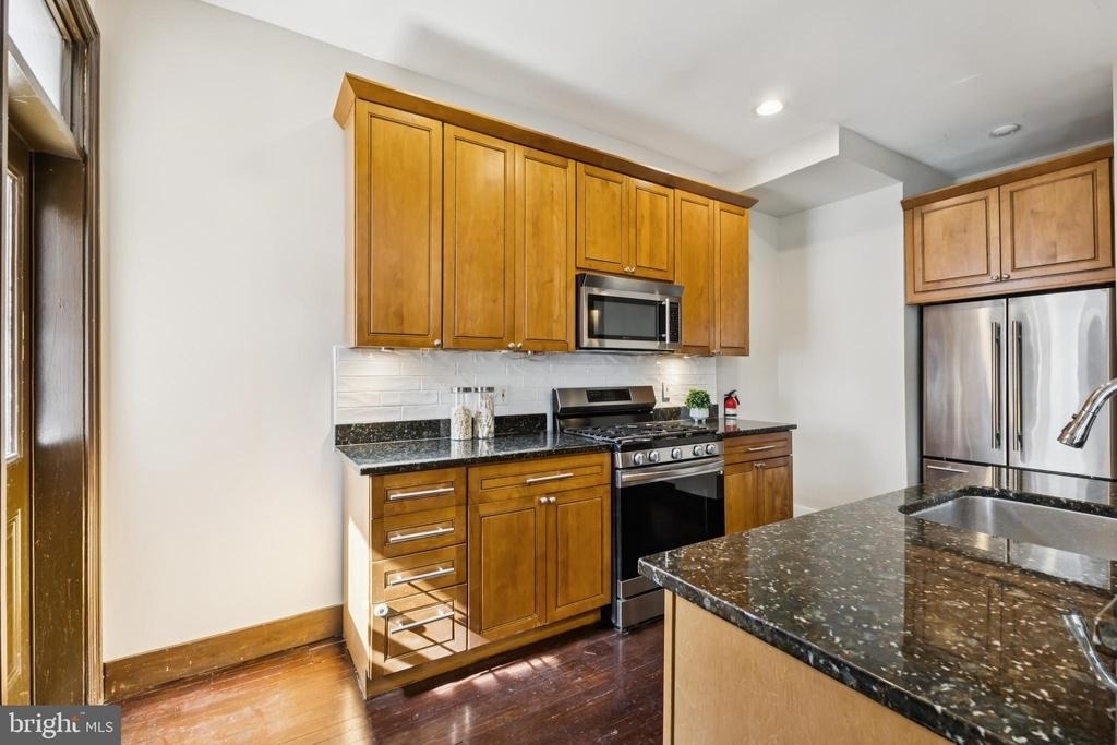 226 Rhode Island Avenue Nw - Photo 13