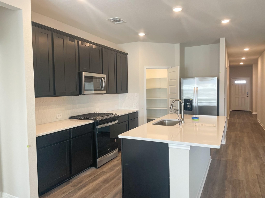 124 Stellar Wind Dr - Photo 3