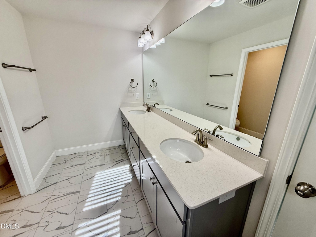 204 Stone River Drive - Photo 17