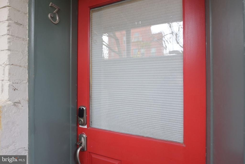 424 E Capitol Street Ne - Photo 3