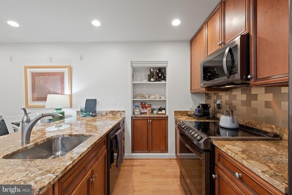 424 E Capitol Street Ne - Photo 11
