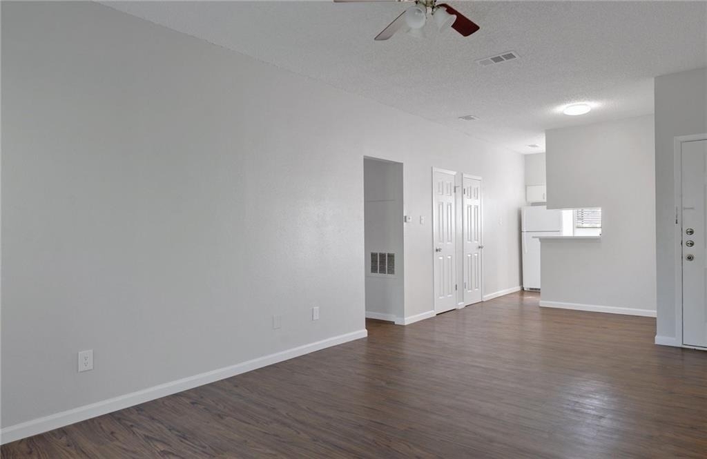 9507 Kempler Dr - Photo 3