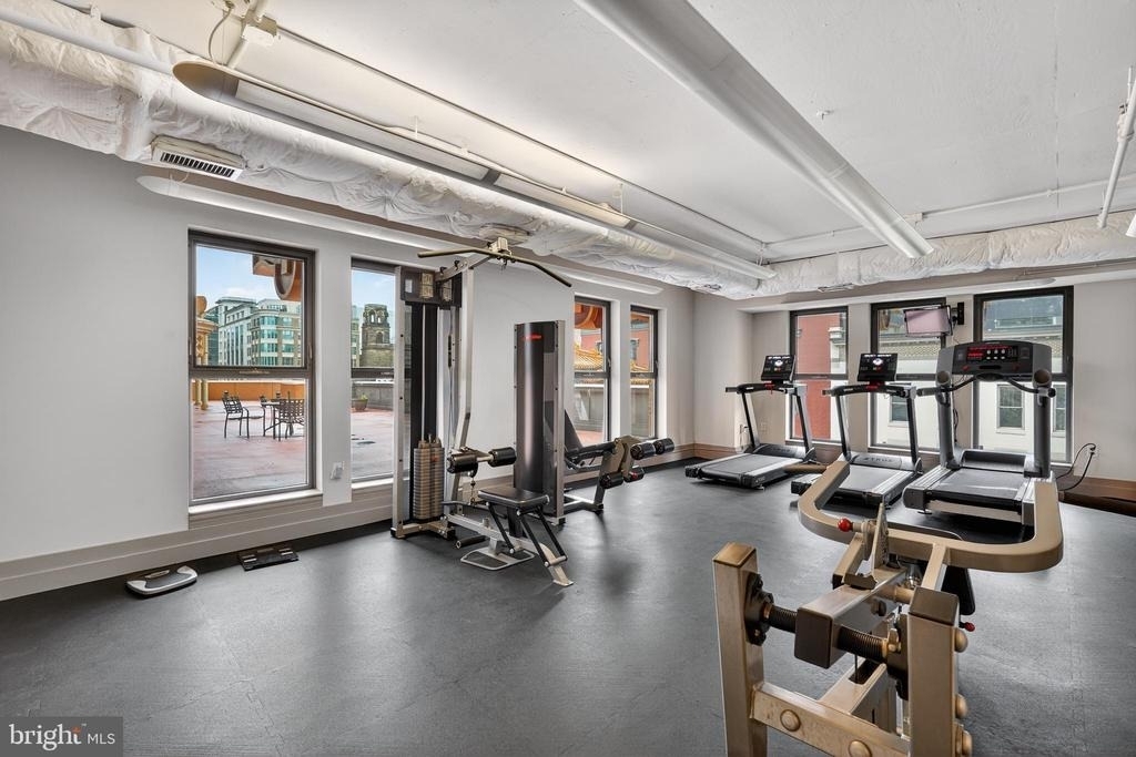 777 7th Street Nw - Photo 20