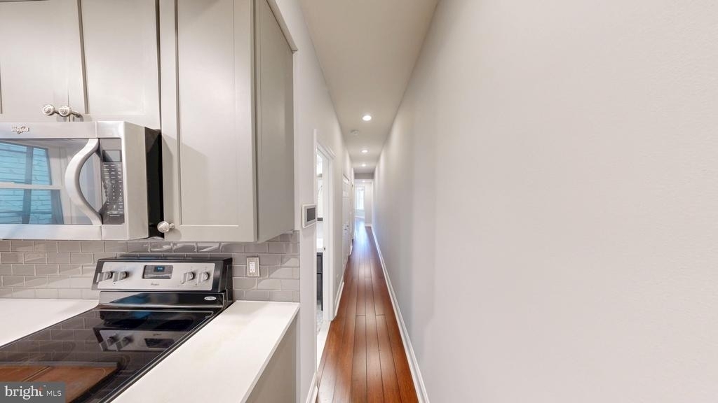 1724 21st Street Nw - Photo 3