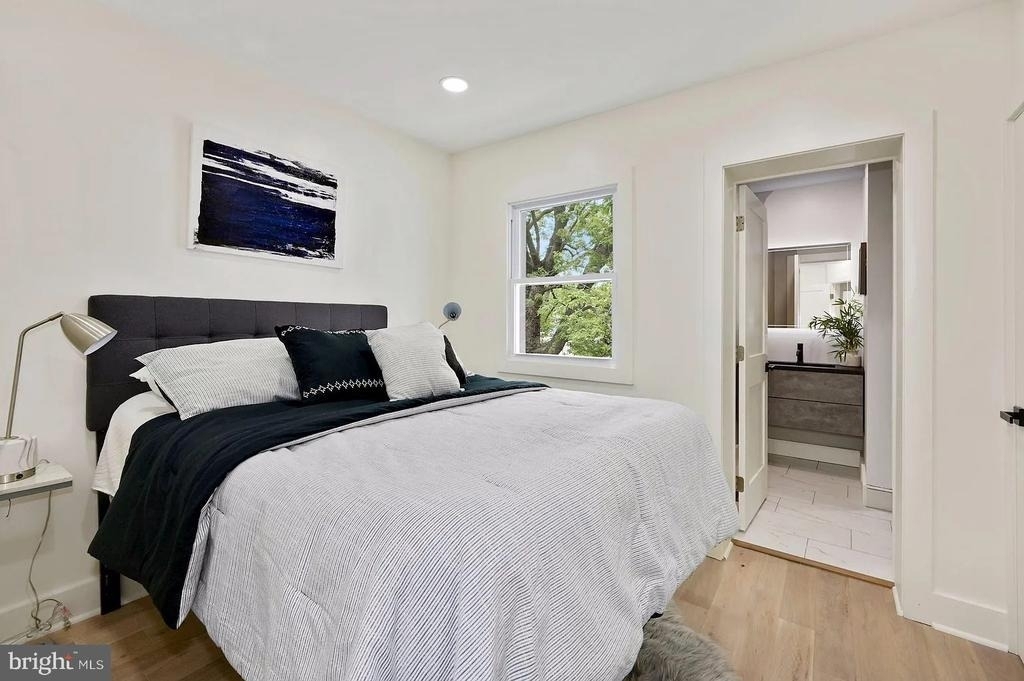 420 20th Street Ne - Photo 4