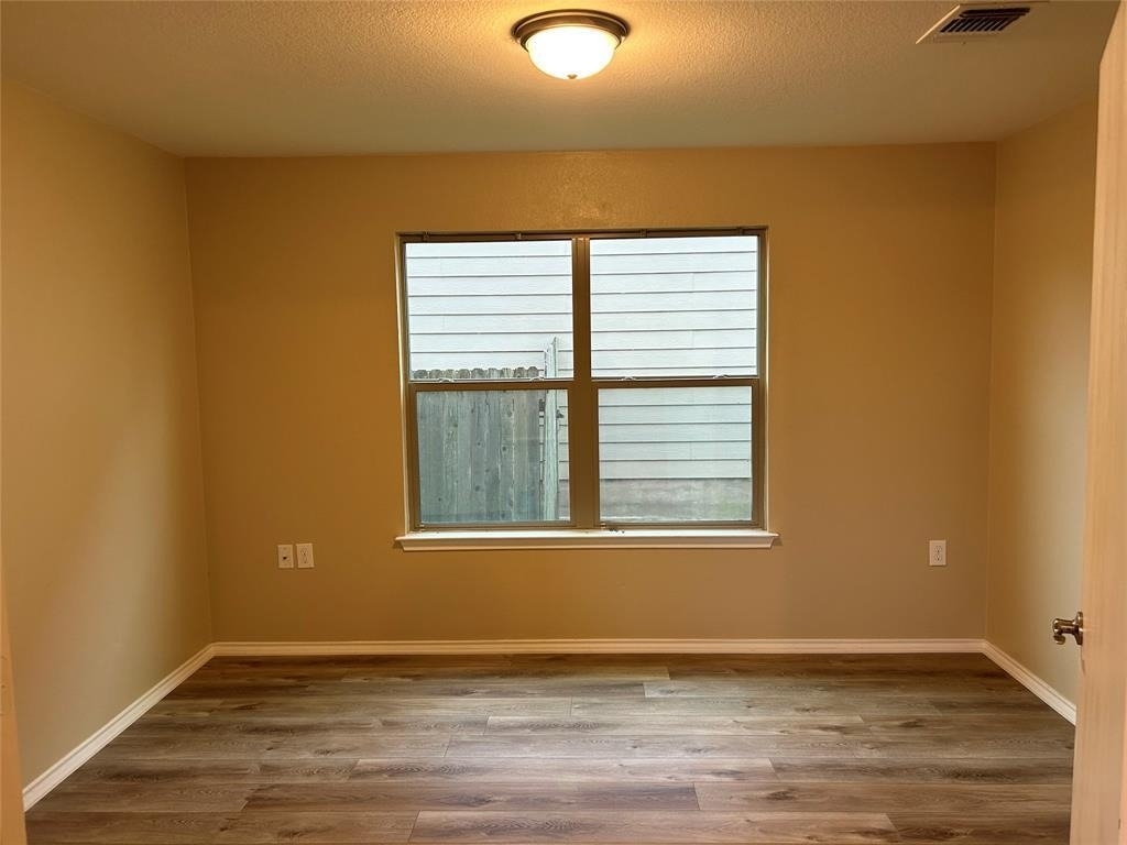 9001 Bird Brook Ln - Photo 14
