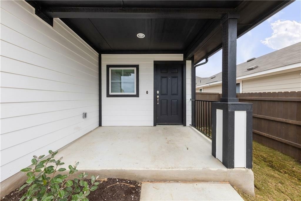 5705 Respinto Dr - Photo 2