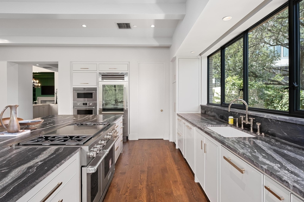 4500 River Wood Ct - Photo 13