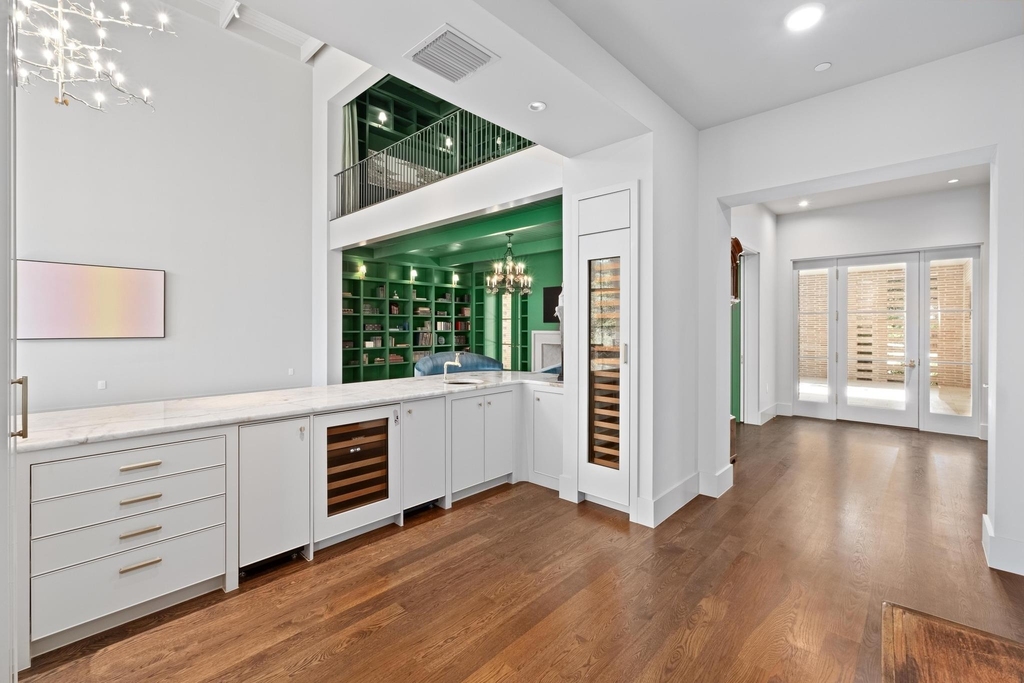 4500 River Wood Ct - Photo 8
