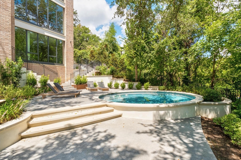 4500 River Wood Ct - Photo 34