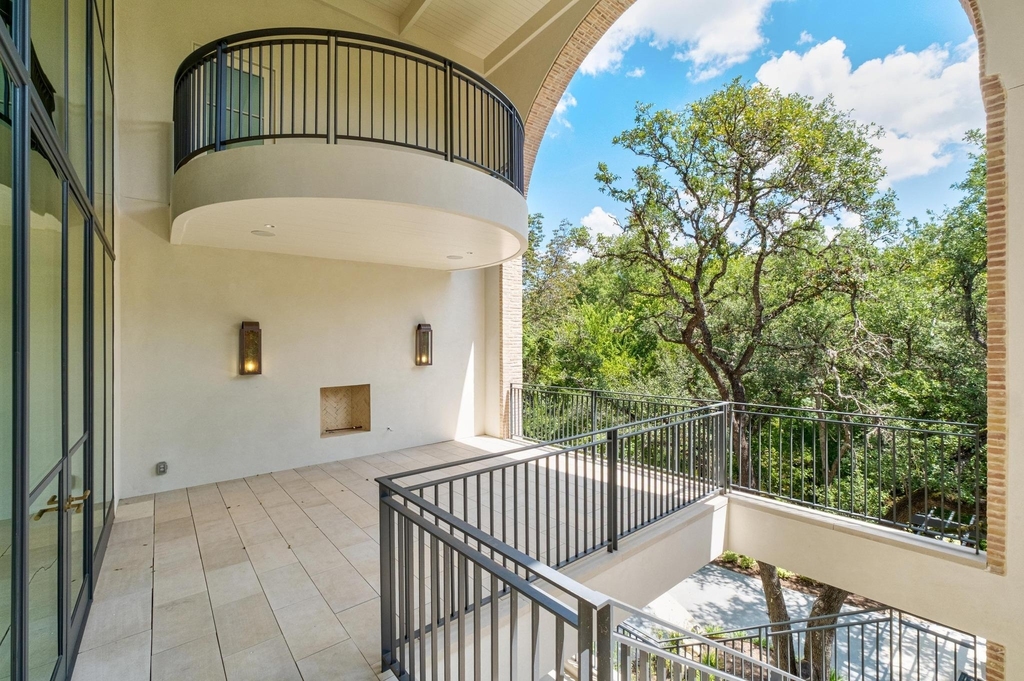 4500 River Wood Ct - Photo 32