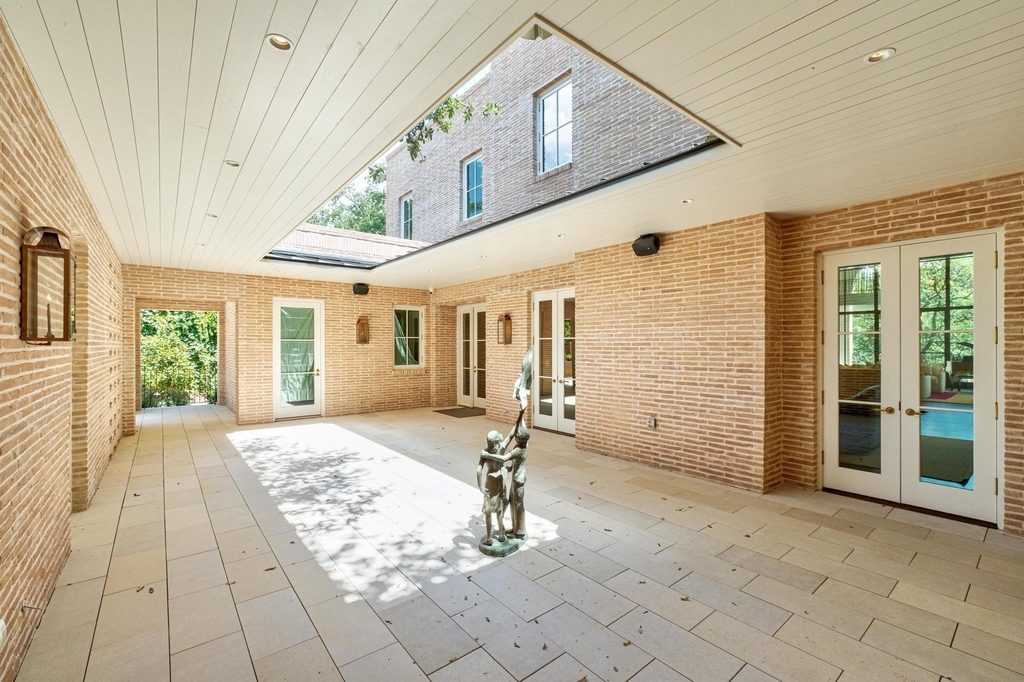 4500 River Wood Ct - Photo 4