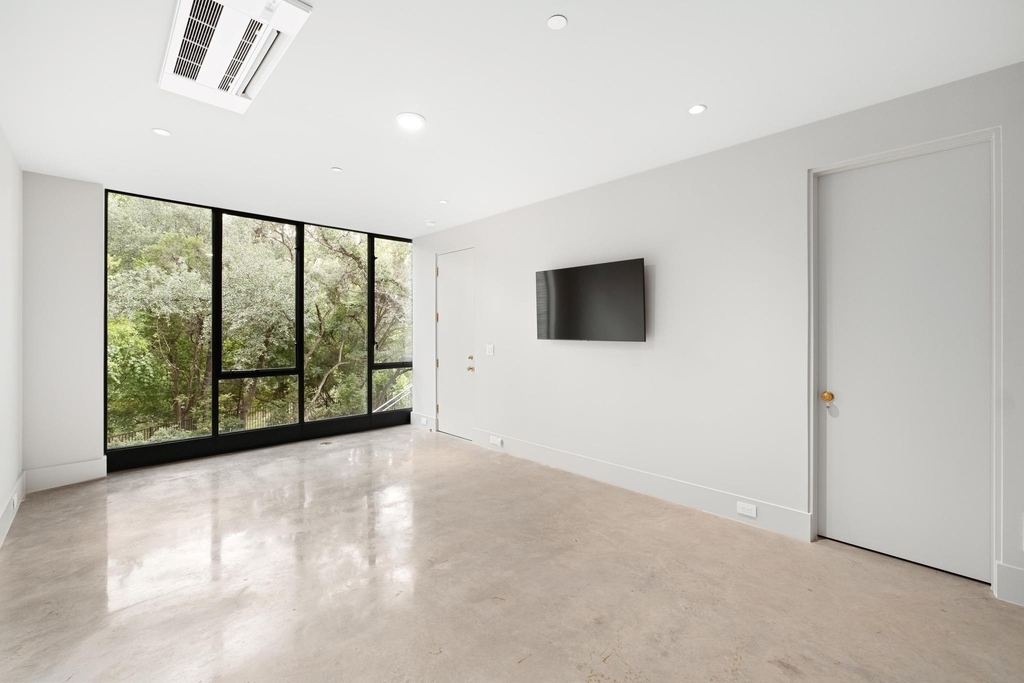 4500 River Wood Ct - Photo 30
