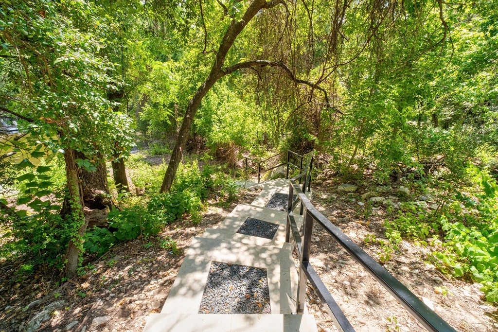 4500 River Wood Ct - Photo 36