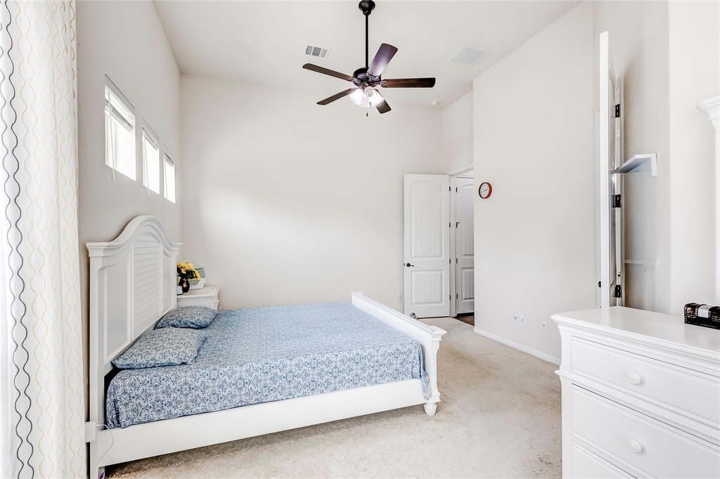 1012 Clearwell St - Photo 18
