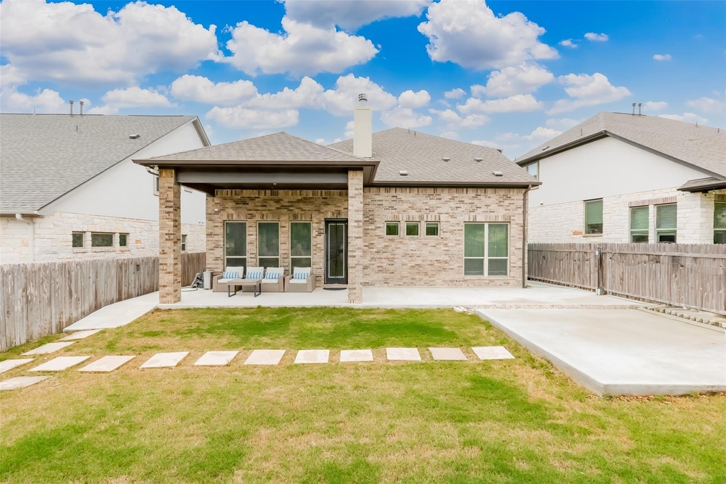 1012 Clearwell St - Photo 31
