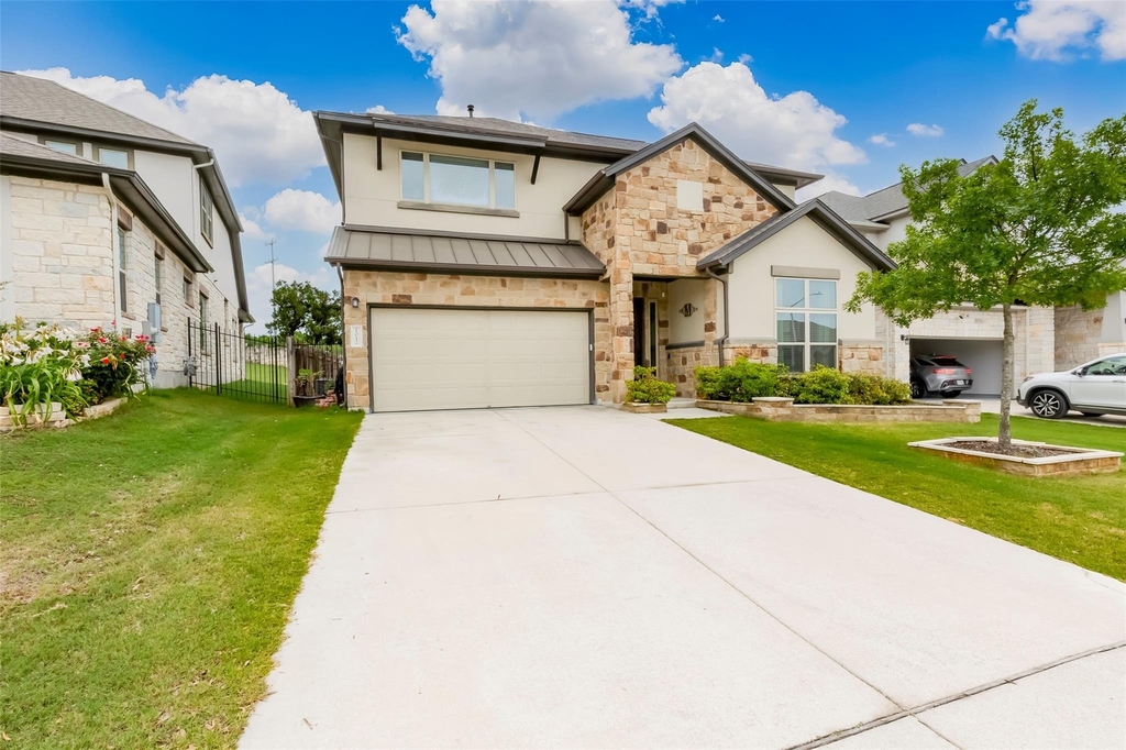 1012 Clearwell St - Photo 2