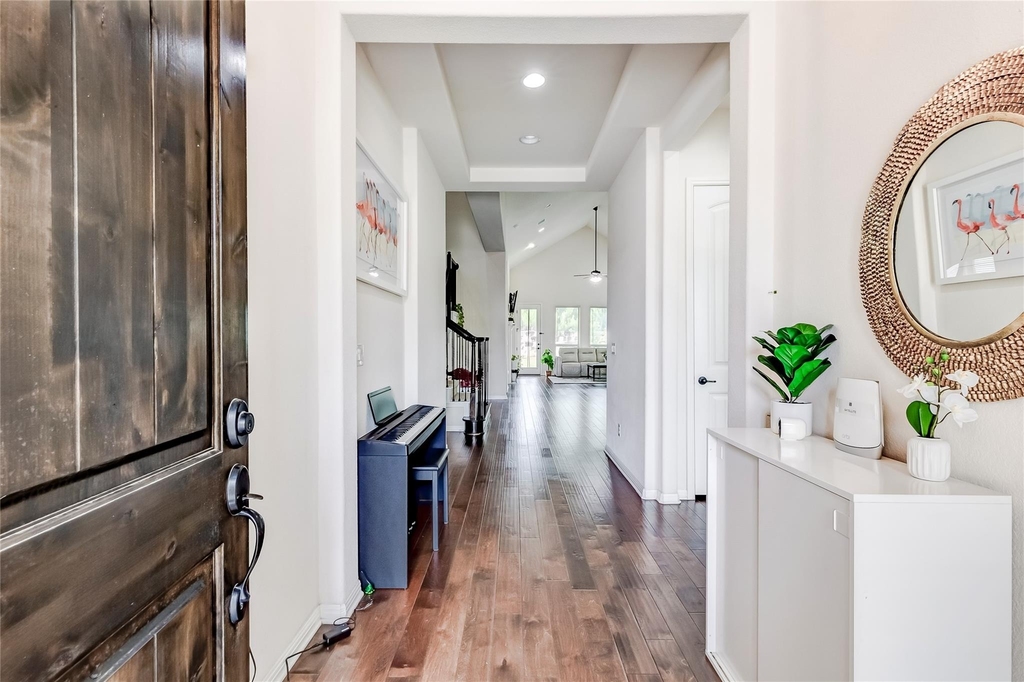 1012 Clearwell St - Photo 4