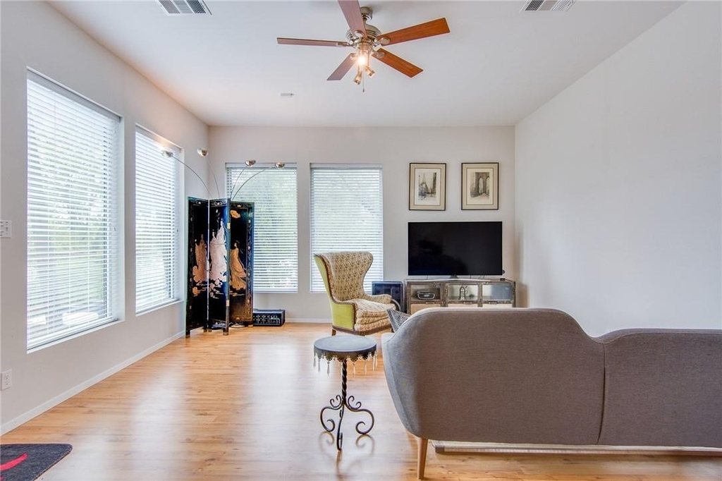 5404 Ledesma Rd - Photo 3