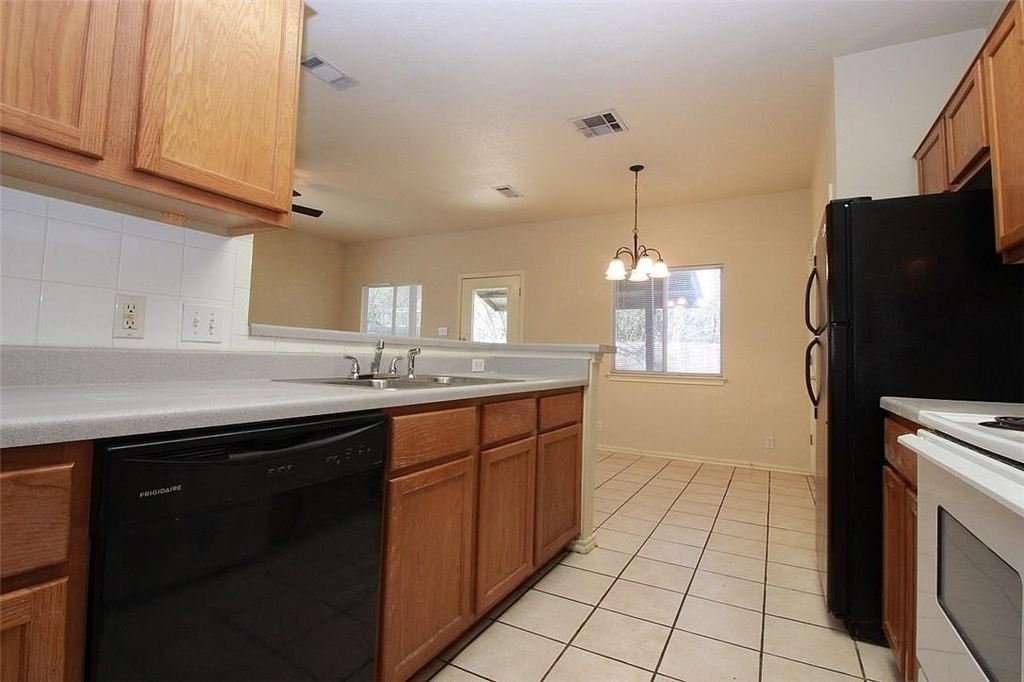 7310 Dan Jean Dr - Photo 7
