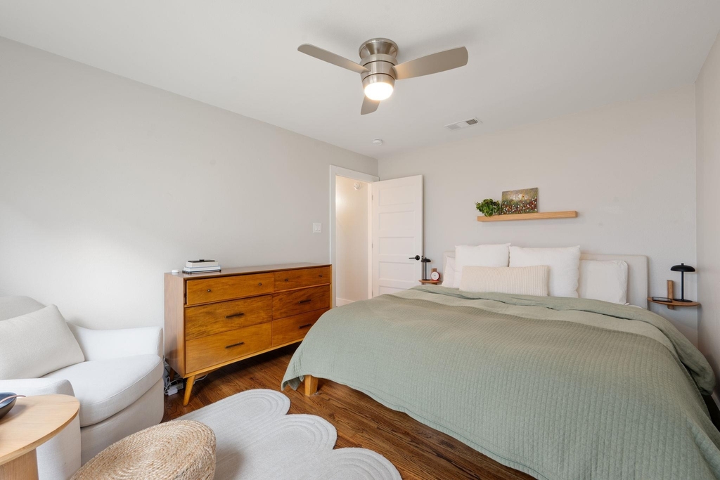 1214 Stobaugh St - Photo 4