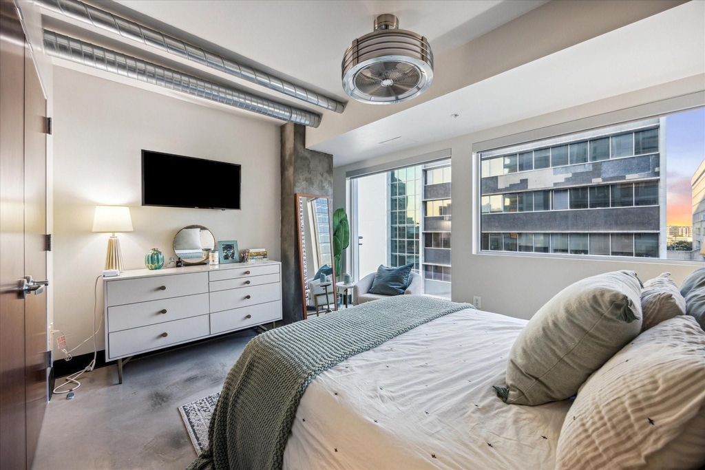 800 Brazos St - Photo 11