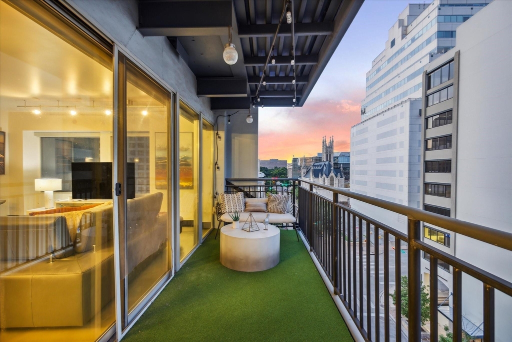 800 Brazos St - Photo 14