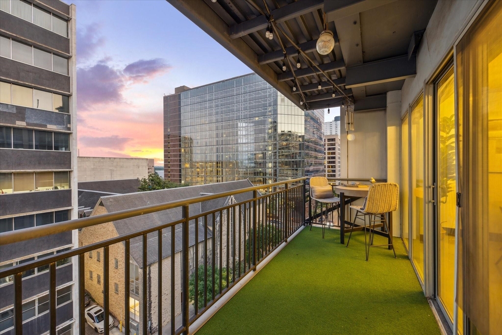 800 Brazos St - Photo 13