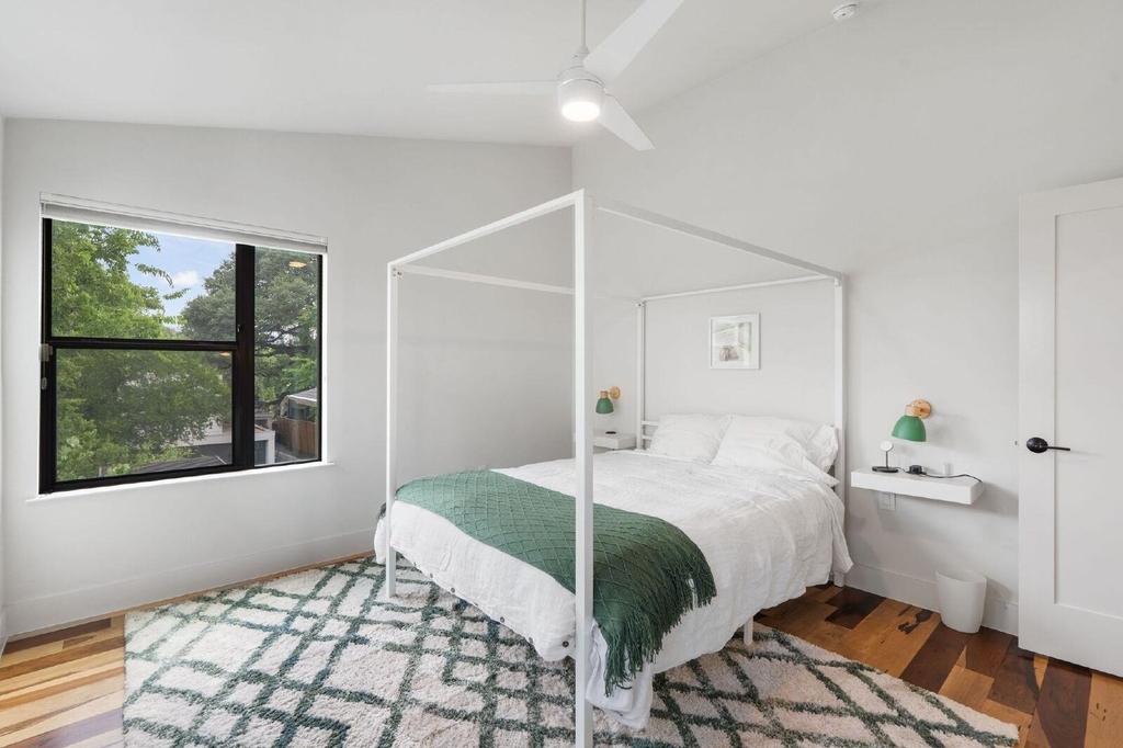 1102 W Monroe St - Photo 30