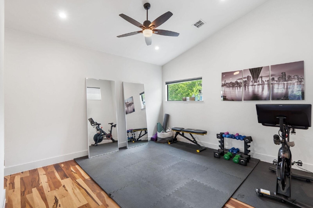 1102 W Monroe St - Photo 31