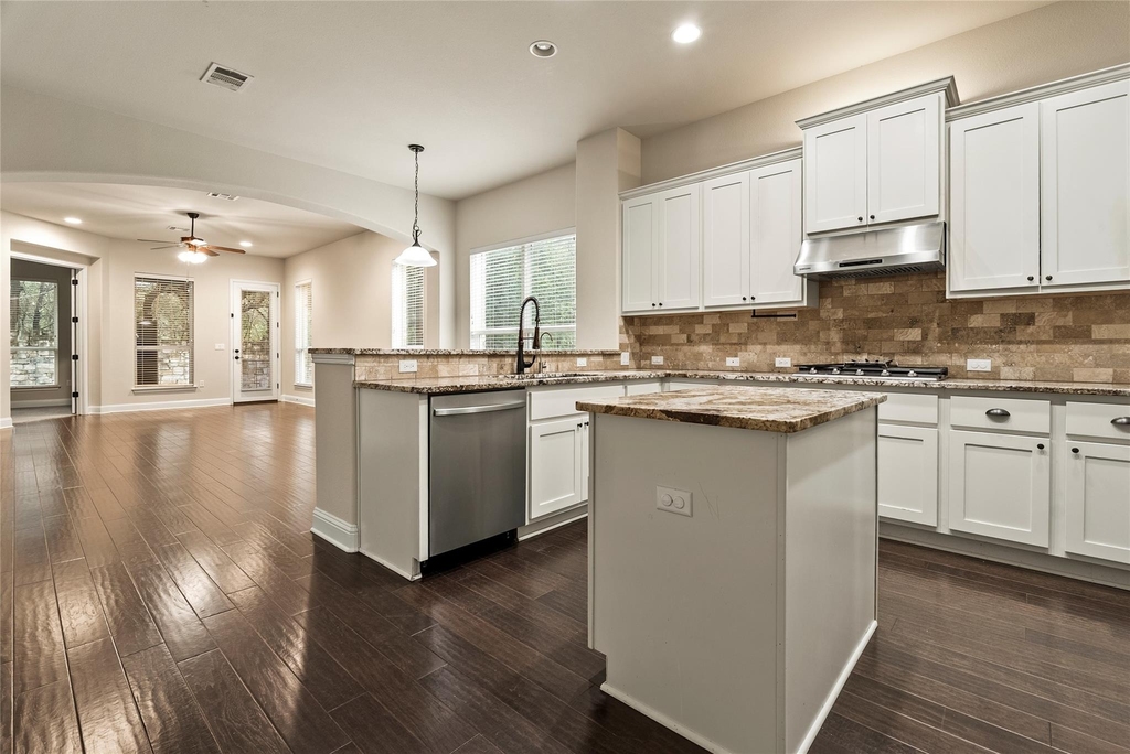 11704 Quintana Cv - Photo 14