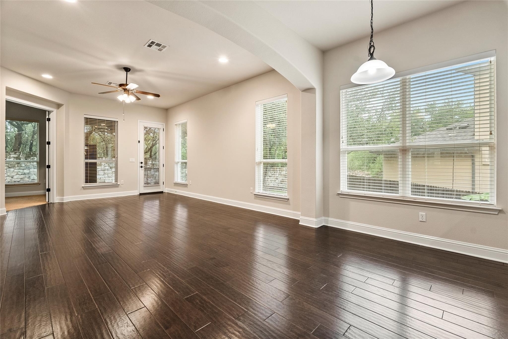 11704 Quintana Cv - Photo 2