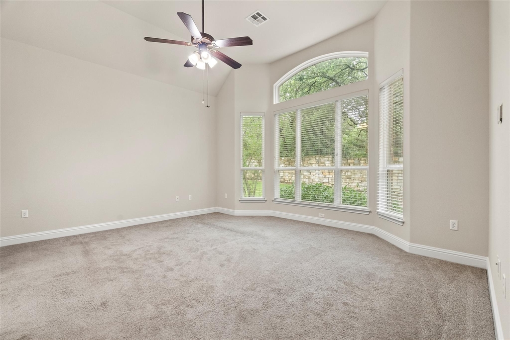 11704 Quintana Cv - Photo 3