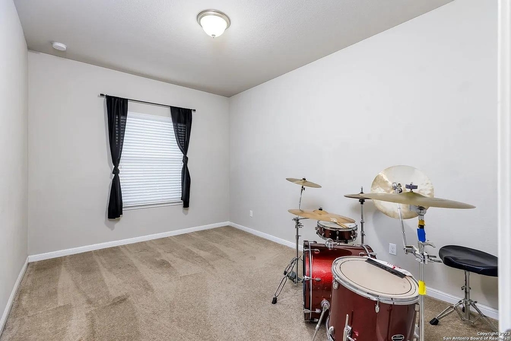 241 Silver Maple Dr - Photo 13