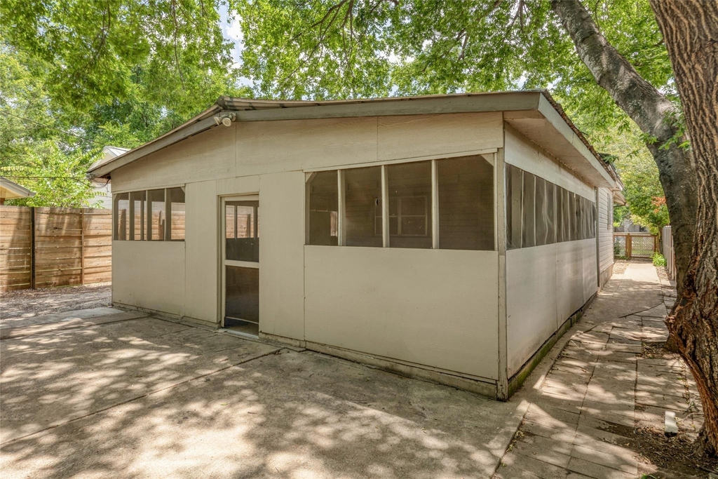 2318 Willow St - Photo 14