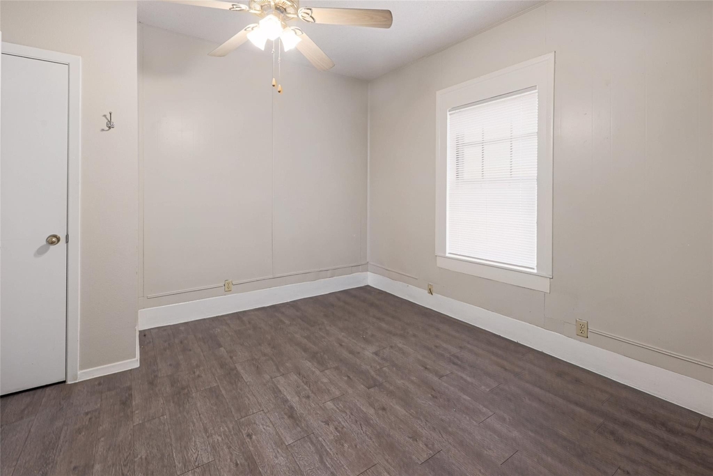 2318 Willow St - Photo 12