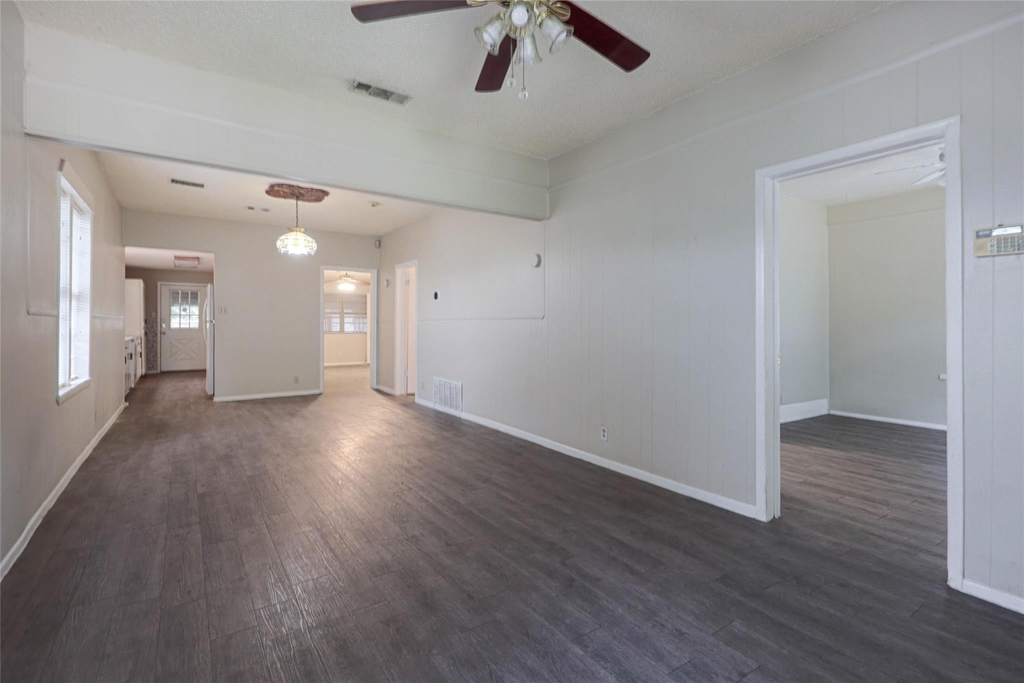 2318 Willow St - Photo 3