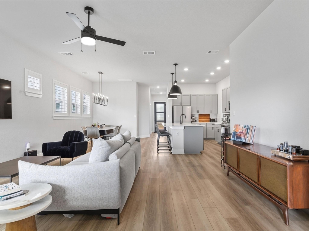 107 Breda Ave - Photo 11