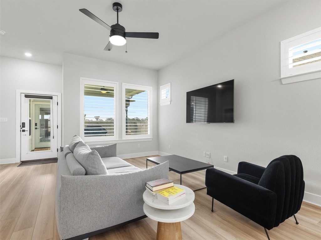 107 Breda Ave - Photo 13