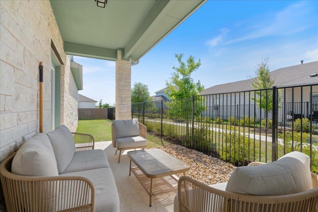 9015 Lookse Ln - Photo 10