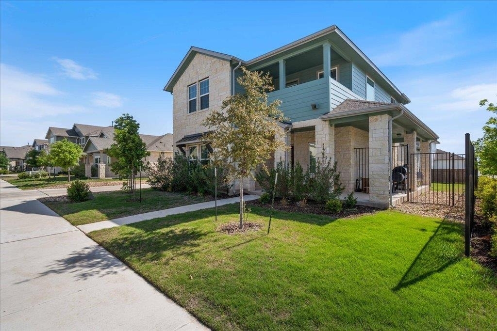 9015 Lookse Ln - Photo 4