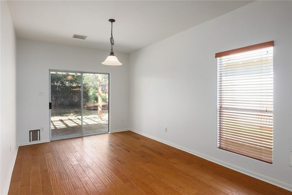 2125 Amur Dr - Photo 11