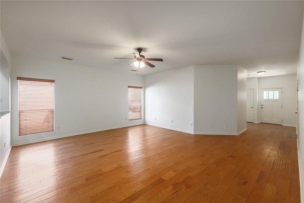 2125 Amur Dr - Photo 7