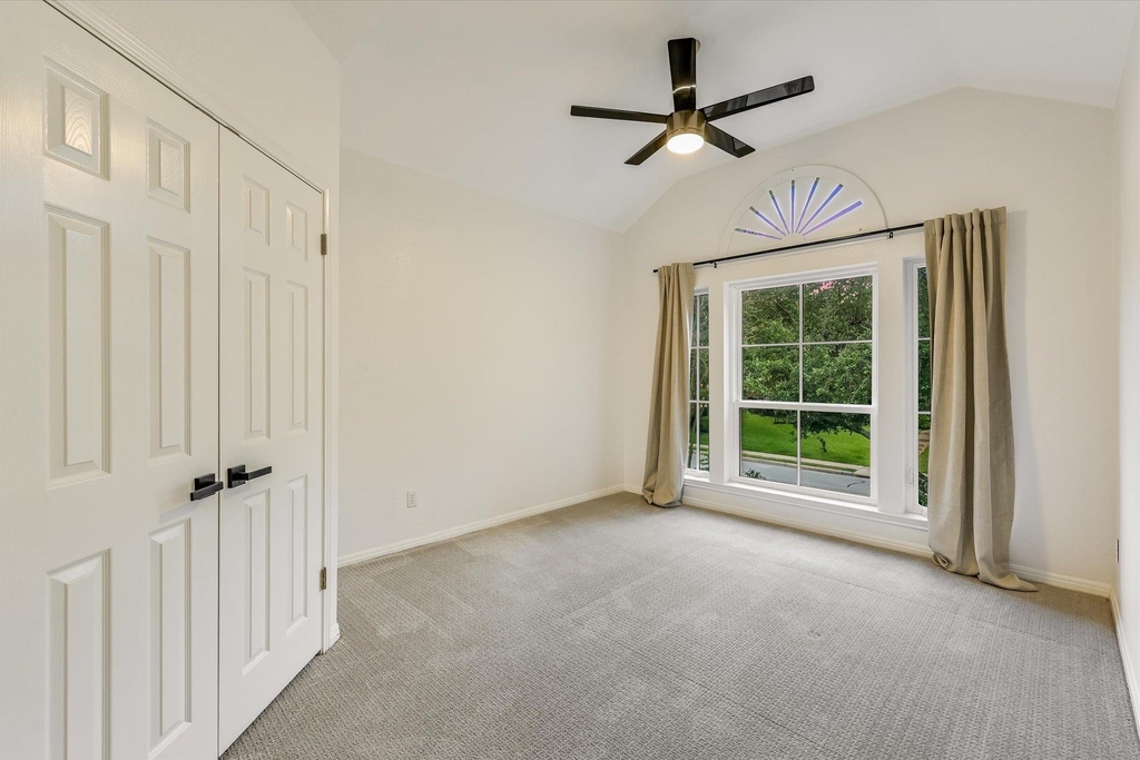 5506 Merrywing Cir - Photo 34