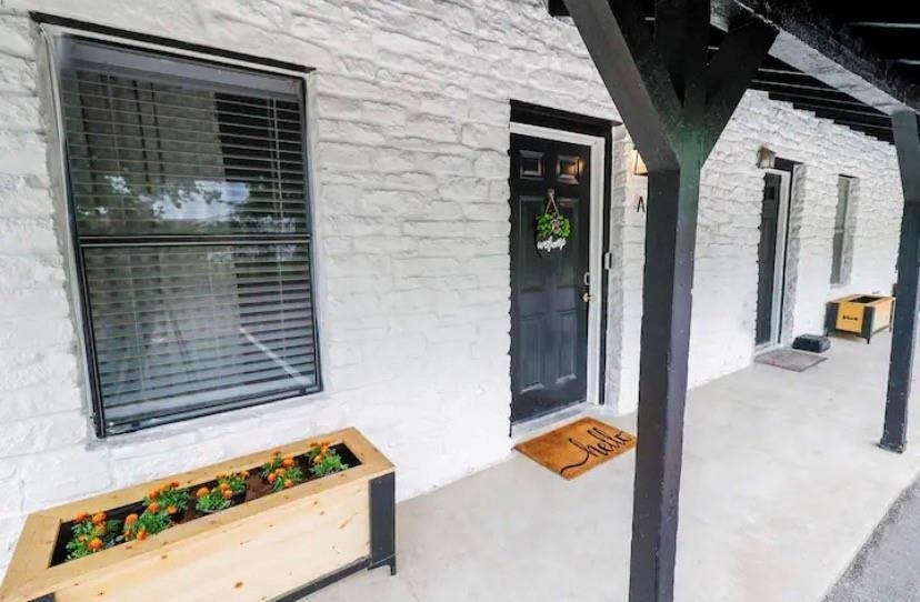 200 Laurel Dr - Photo 8