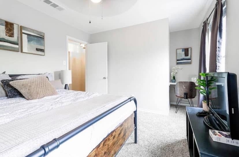 200 Laurel Dr - Photo 4