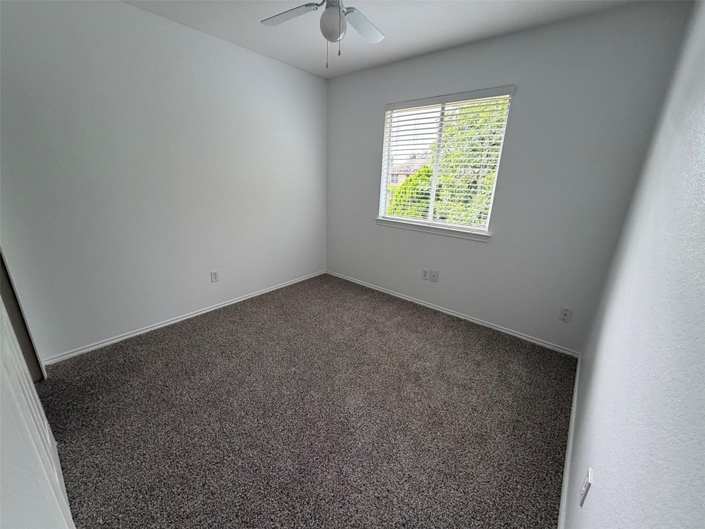 13405 Tossa Ln - Photo 17