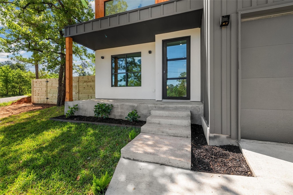 103 Kaena Ln - Photo 1